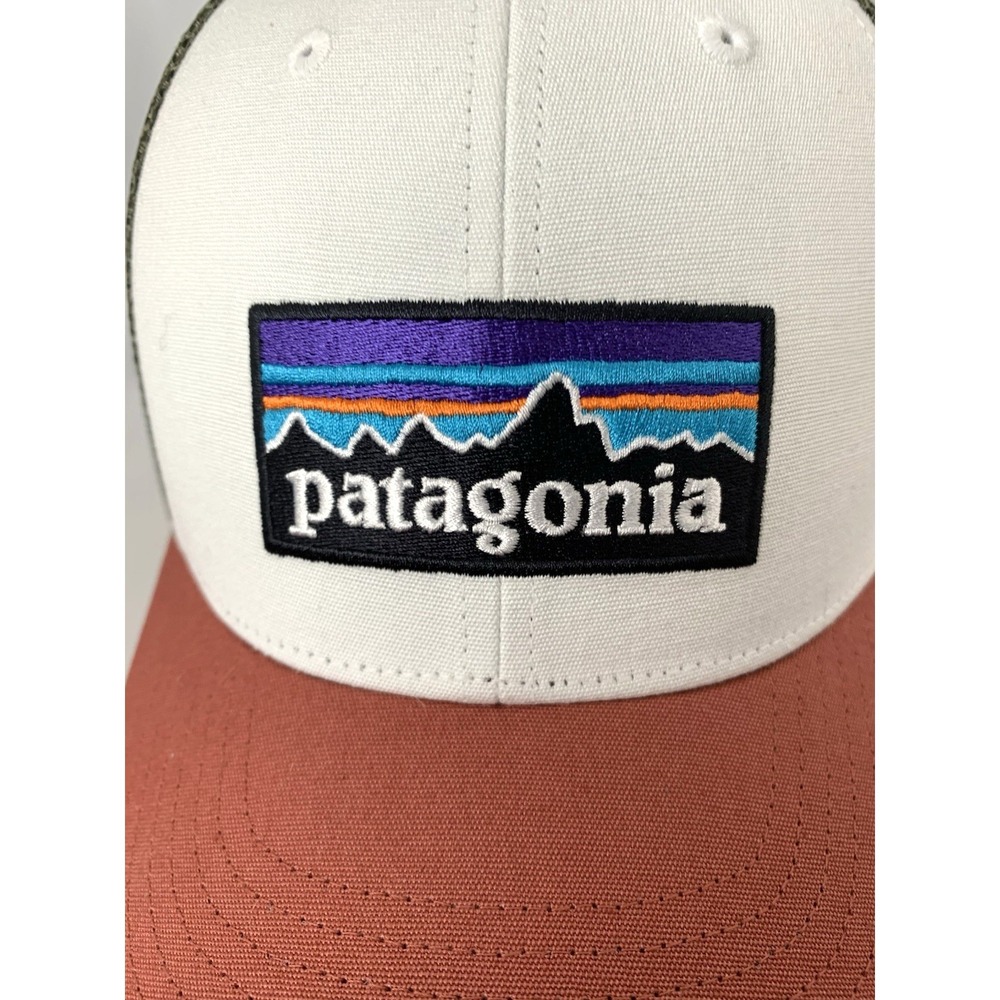 NEW Patagonia p-6 Logo LoPro Trucker Hat Cap Birch White - Picture 3 of 13